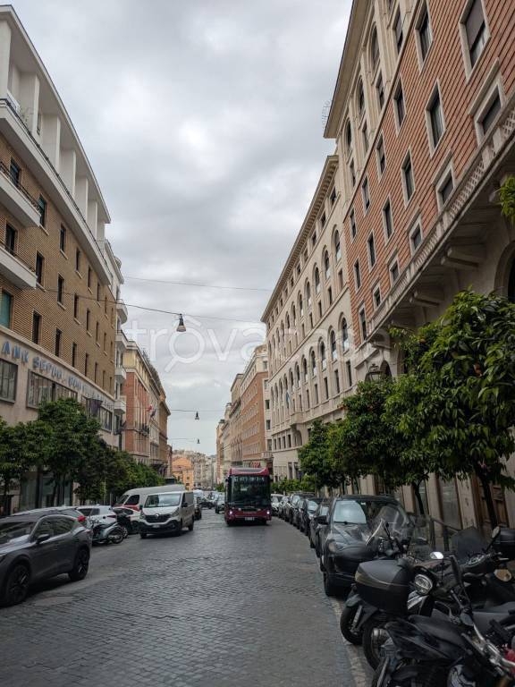 ufficio in affitto a Roma in zona Trevi-Colonna