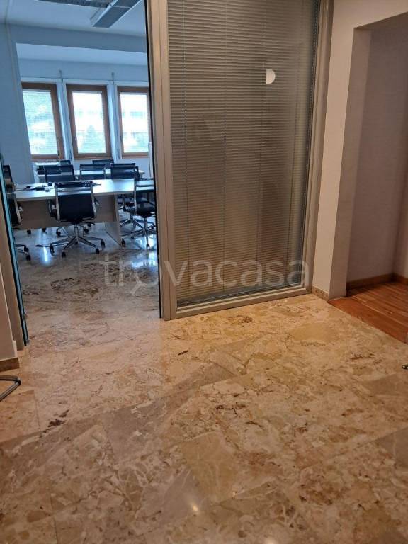 ufficio in affitto a Roma in zona San Saba - Ripa
