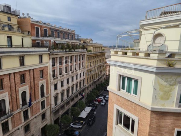 ufficio in affitto a Roma in zona Trevi-Colonna