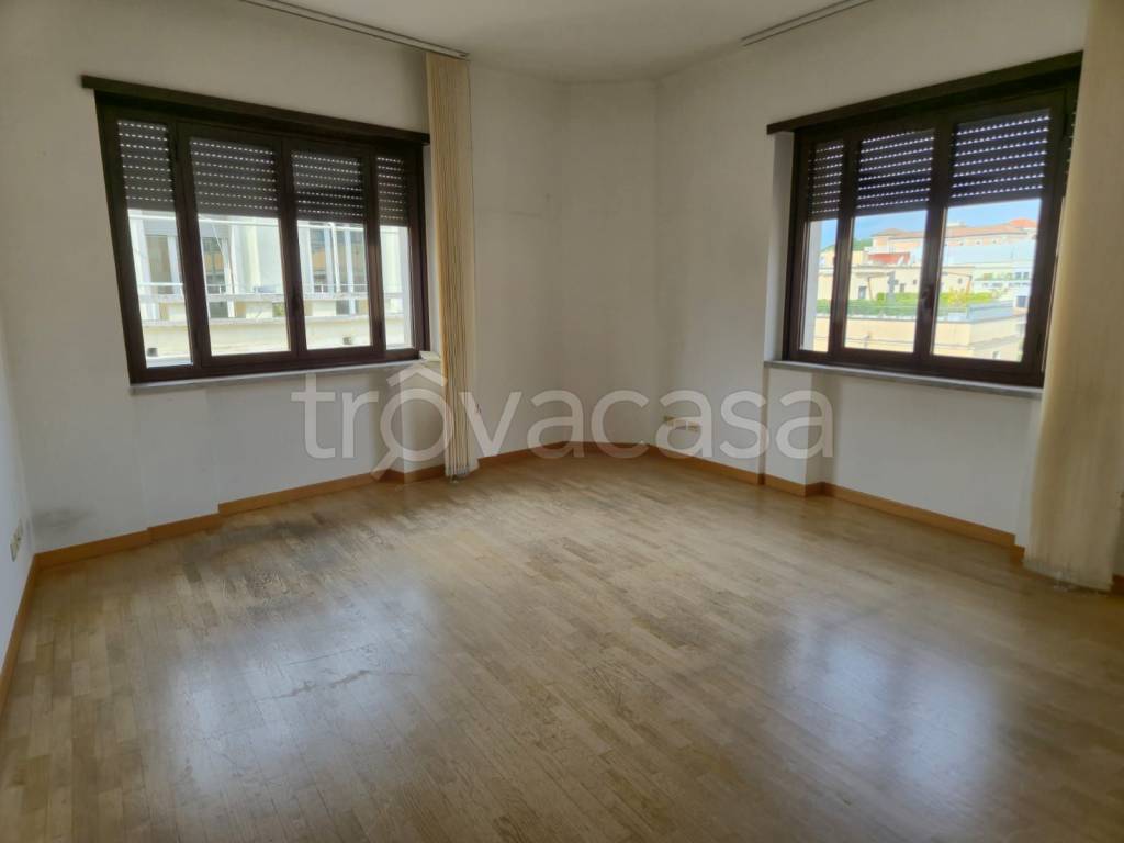 ufficio in affitto a Roma in zona Trevi-Colonna