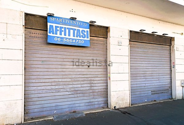negozio in affitto a Roma in zona Ostia