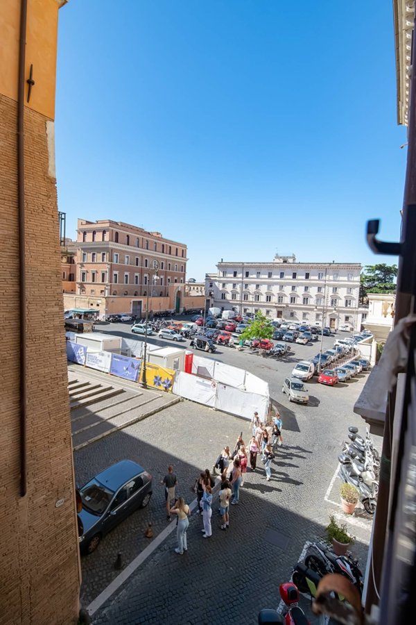 appartamento in affitto a Roma in zona Rione Monti/Campitelli