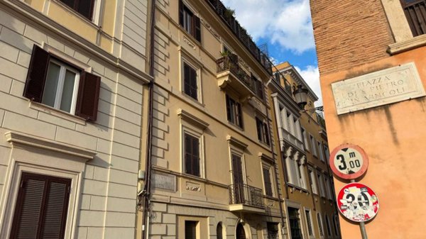 appartamento in affitto a Roma in zona Rione Monti/Campitelli