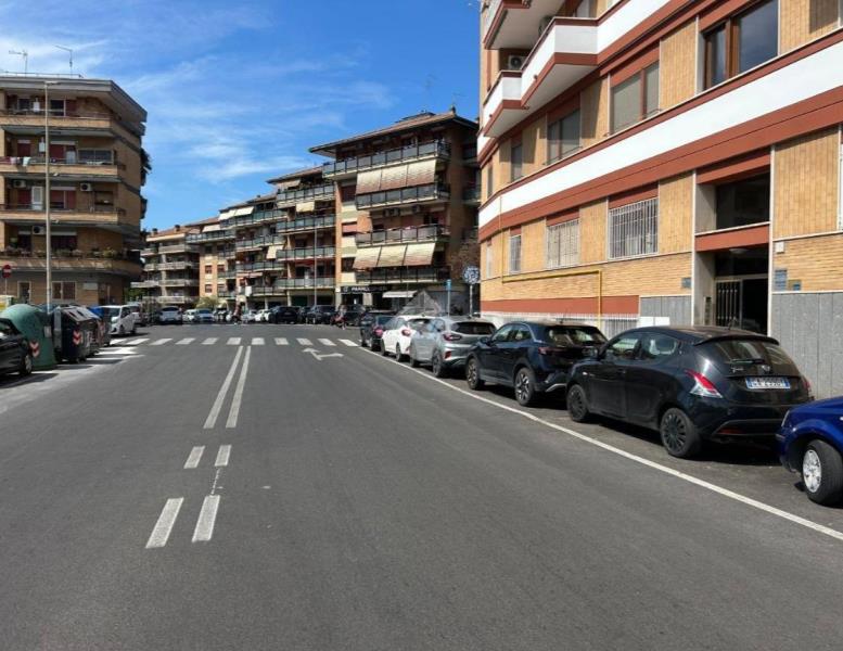 ufficio in affitto a Roma in zona Appio Latino