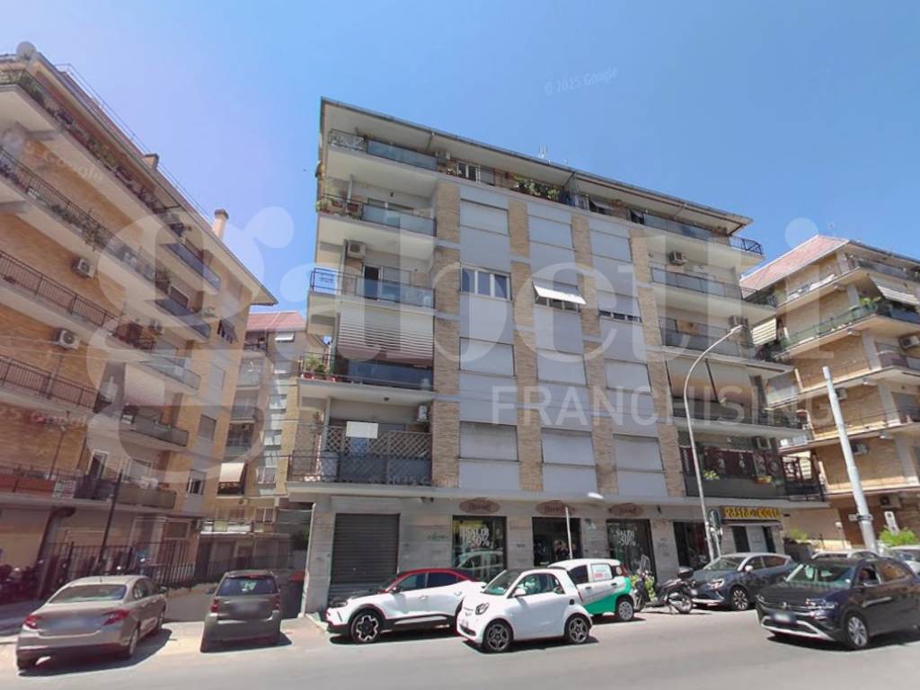 negozio in affitto a Roma in zona Monte Sacro/Talenti