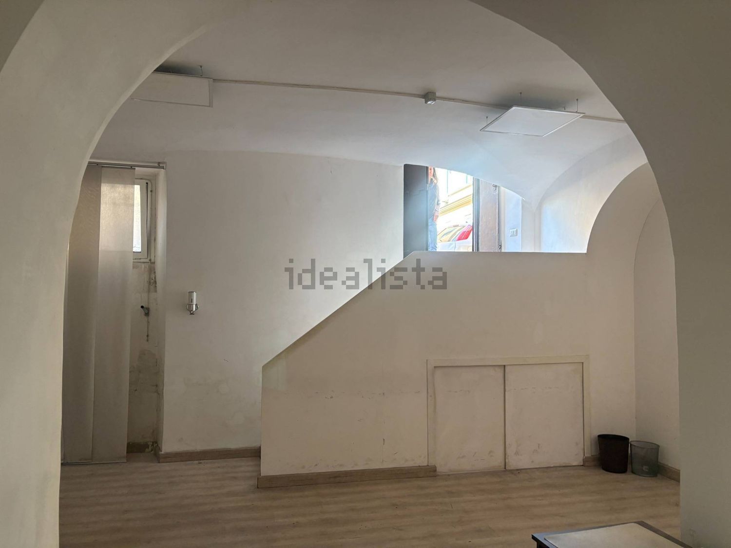 locale commerciale in affitto a Roma in zona Rione Prati