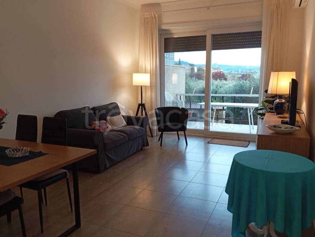 appartamento in affitto a Roma in zona Torre Gaia