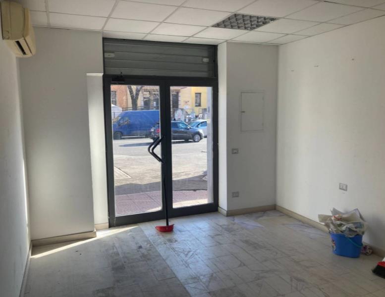 locale commerciale in affitto a Roma in zona Centro Storico