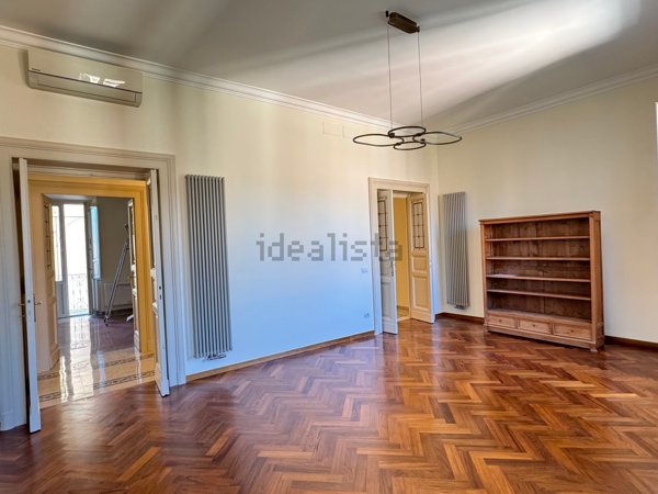 appartamento in affitto a Roma in zona Rione Monti/Campitelli