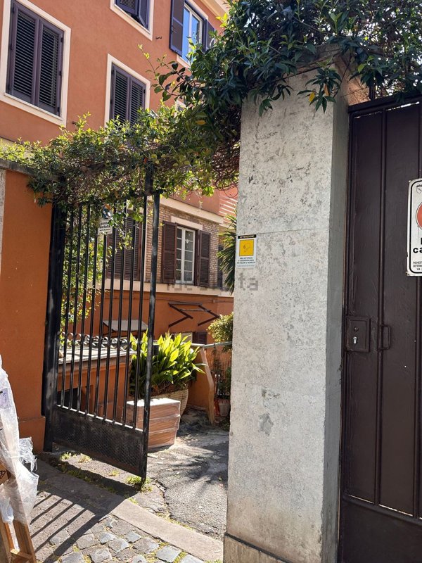 appartamento in affitto a Roma in zona Trastevere