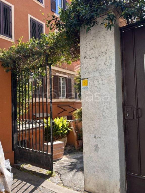 appartamento in affitto a Roma in zona Trastevere