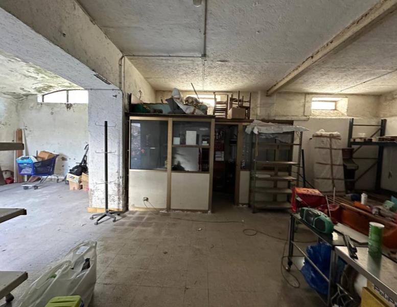 locale commerciale in affitto a Roma