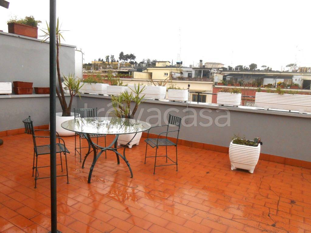 appartamento in affitto a Roma