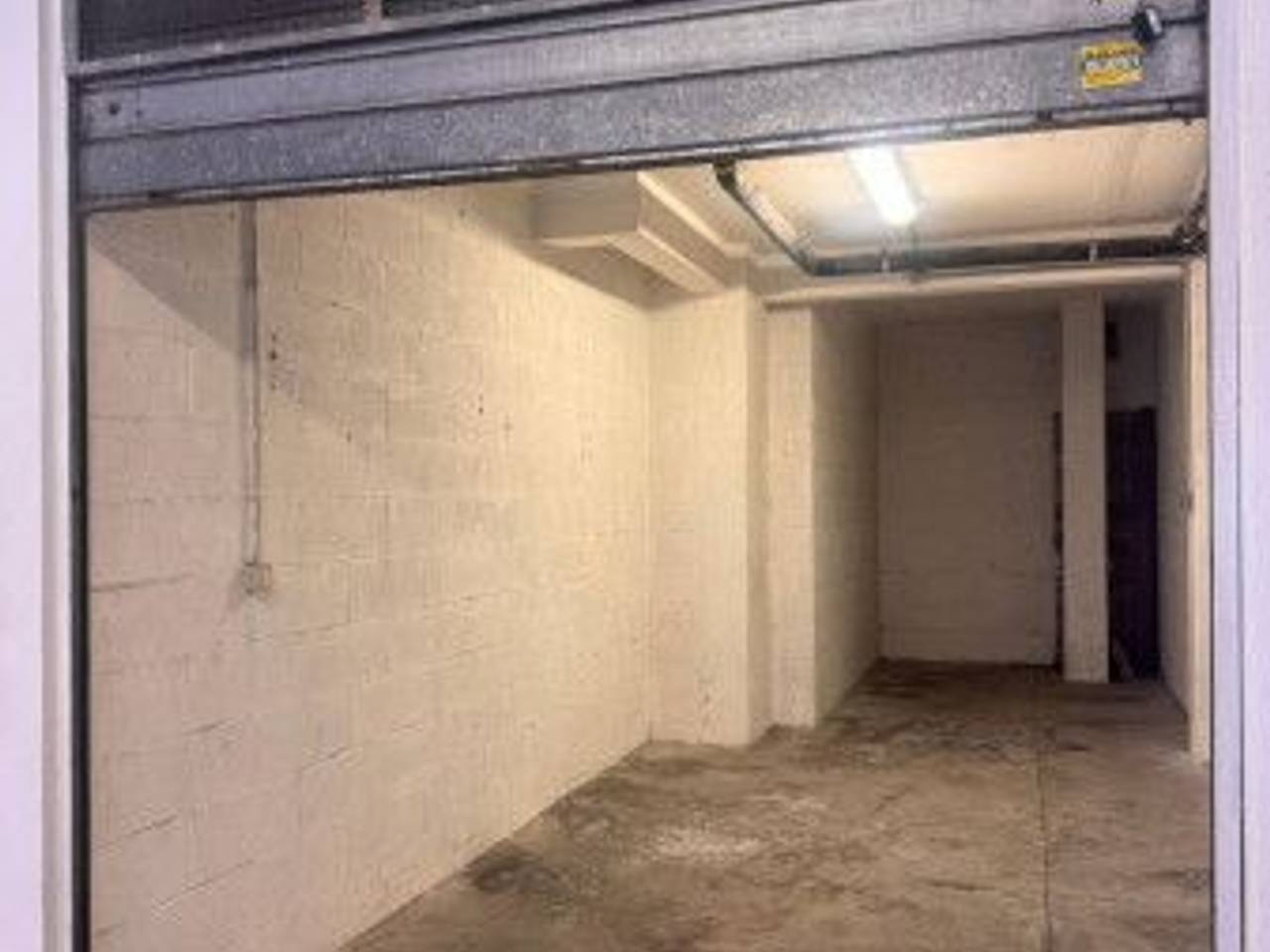 negozio in affitto a Roma in zona Finocchio