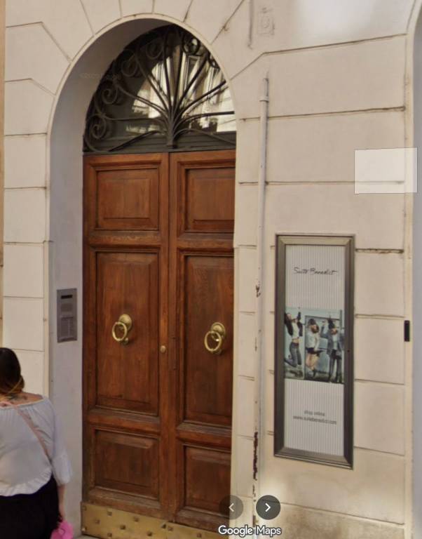 appartamento in affitto a Roma in zona Trevi-Colonna