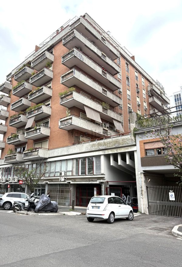 ufficio in affitto a Roma in zona Ostiense