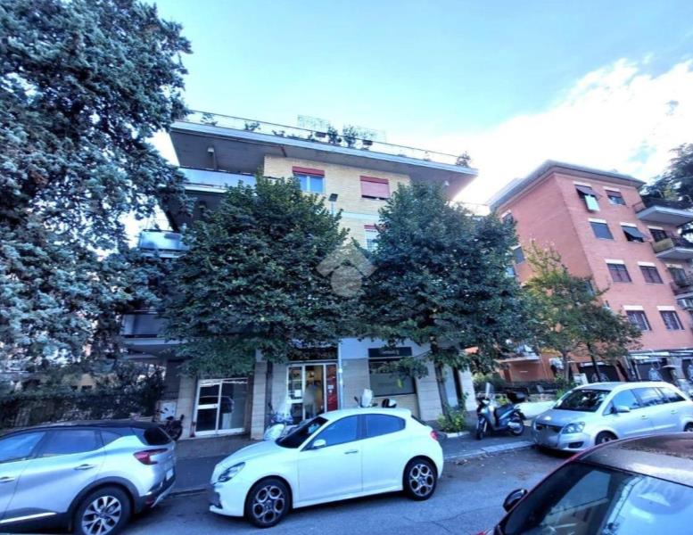 locale commerciale in affitto a Roma in zona Gianicolense