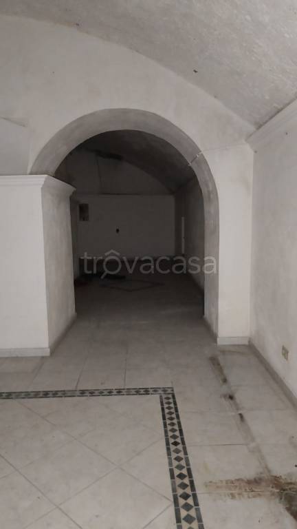 locale di sgombero in affitto a Roma in zona Campo Marzio