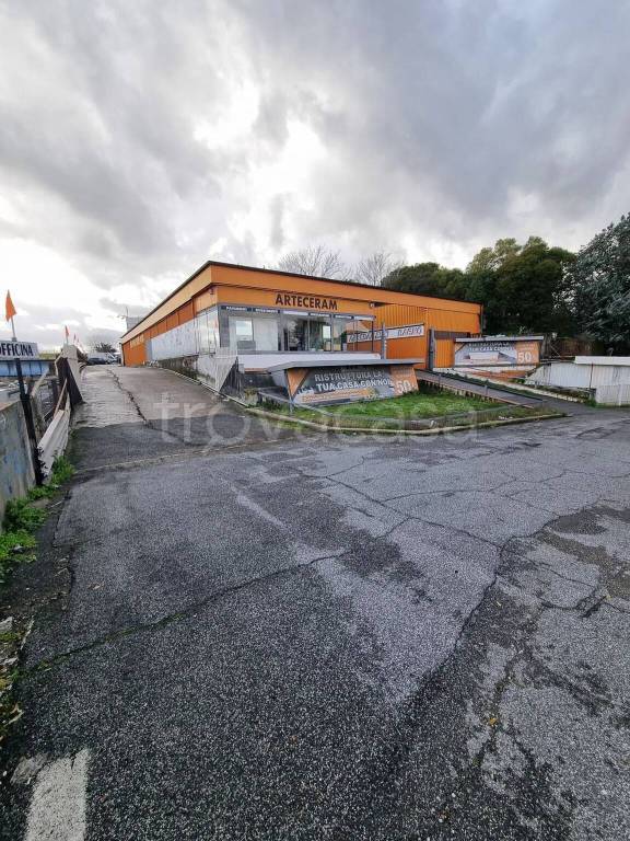 negozio in affitto a Roma in zona Prenestino-Centocelle