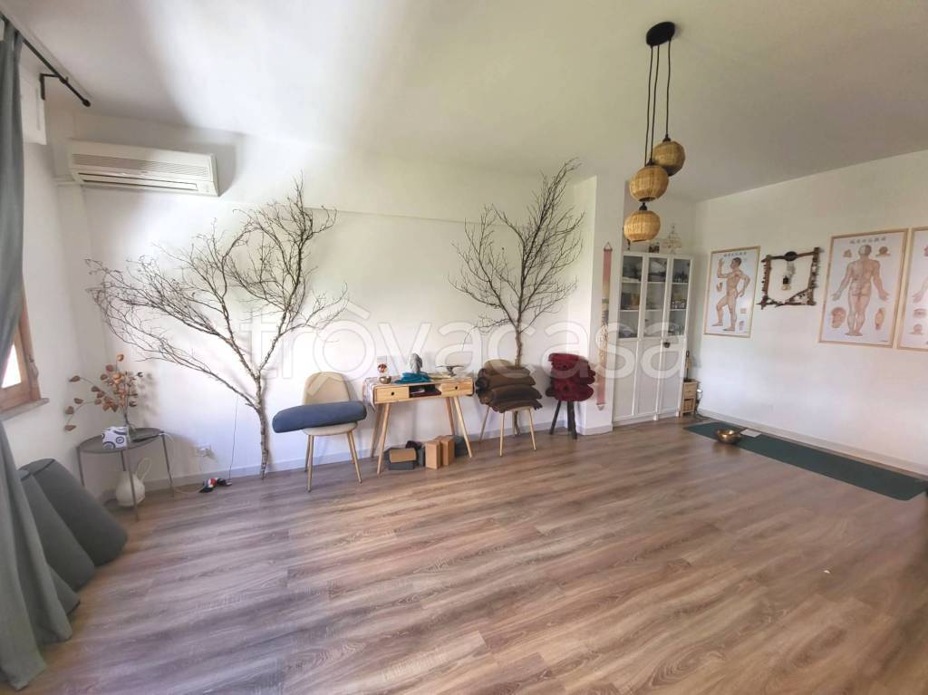 ufficio in affitto a Roma in zona Acilia