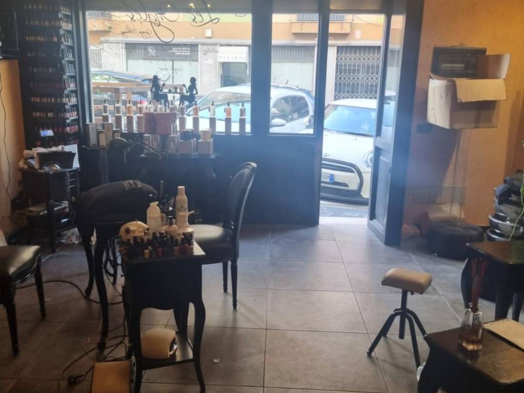 negozio in affitto a Roma in zona Tor di Quinto