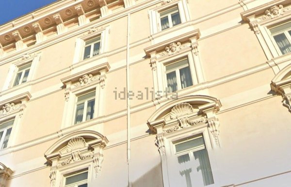 intera palazzina in affitto a Roma in zona Rione Monti/Campitelli