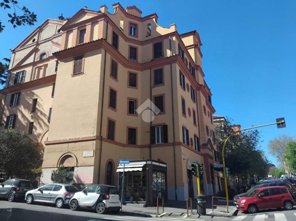 negozio in affitto a Roma in zona Gianicolense