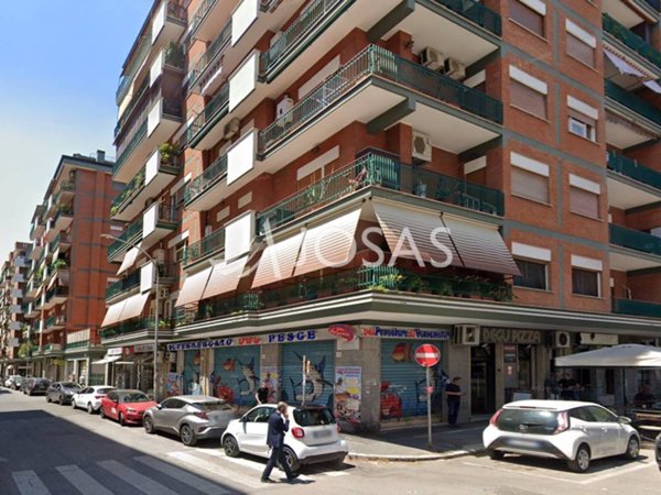 negozio in affitto a Roma in zona Pietralata