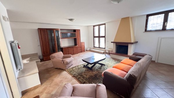 casa indipendente in affitto a Roma in zona Acilia