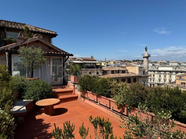 appartamento in affitto a Roma in zona Parione/Sant'Eustachio