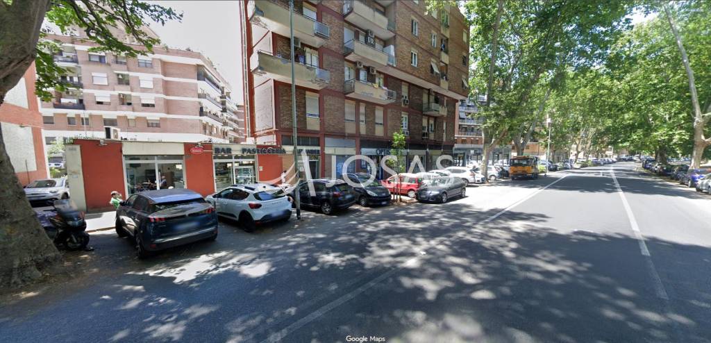 negozio in affitto a Roma