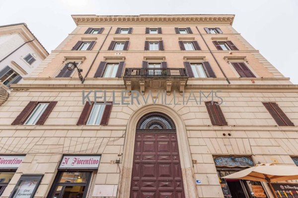 appartamento in affitto a Roma in zona Rione Regola