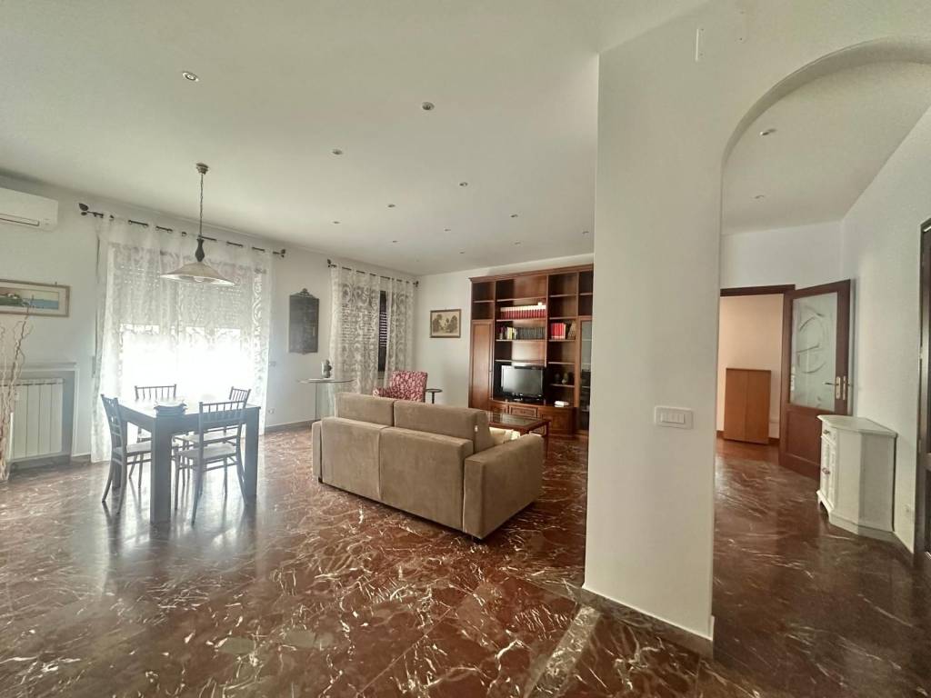 appartamento in affitto a Roma in zona Appio Claudio