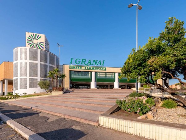 negozio in affitto a Roma