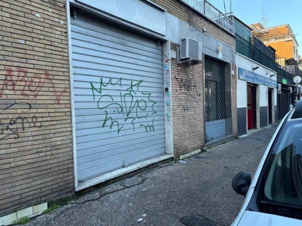 negozio in affitto a Roma in zona Prenestino-Centocelle