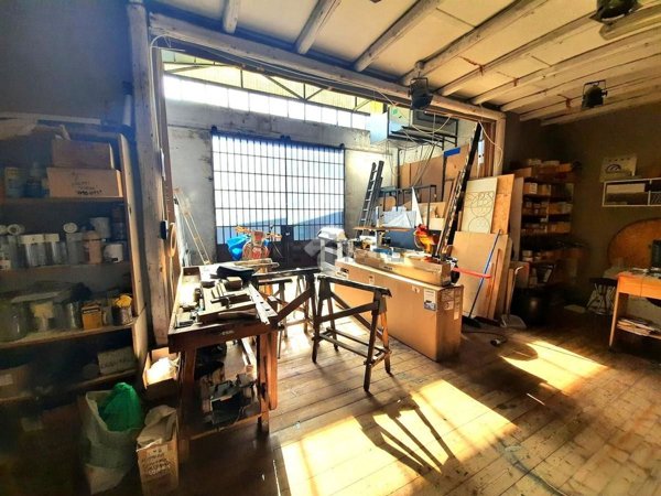 locale commerciale in affitto a Roma in zona Casal Morena