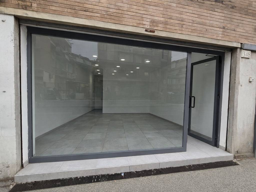 negozio in affitto a Roma in zona Pietralata
