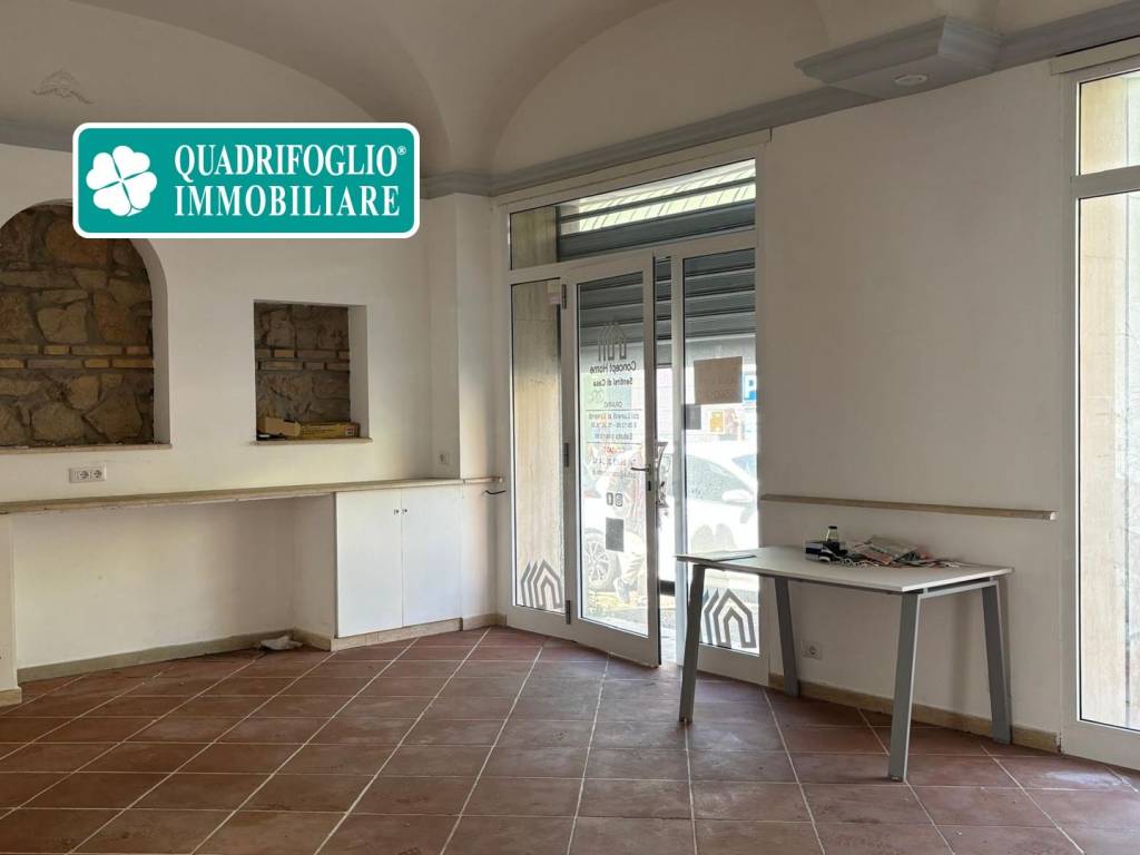 negozio in affitto a Roma in zona Ostia