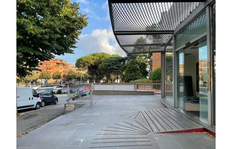 locale commerciale in affitto a Roma in zona Gianicolense