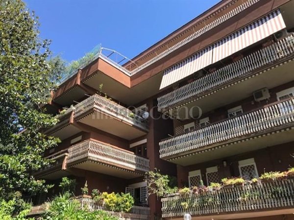 appartamento in affitto a Roma in zona Tomba di Nerone