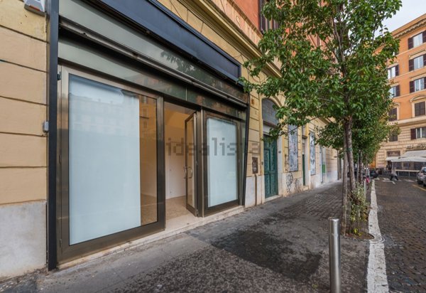 locale commerciale in affitto a Roma in zona Trastevere