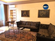 appartamento in affitto a Roma in zona Trevi-Colonna