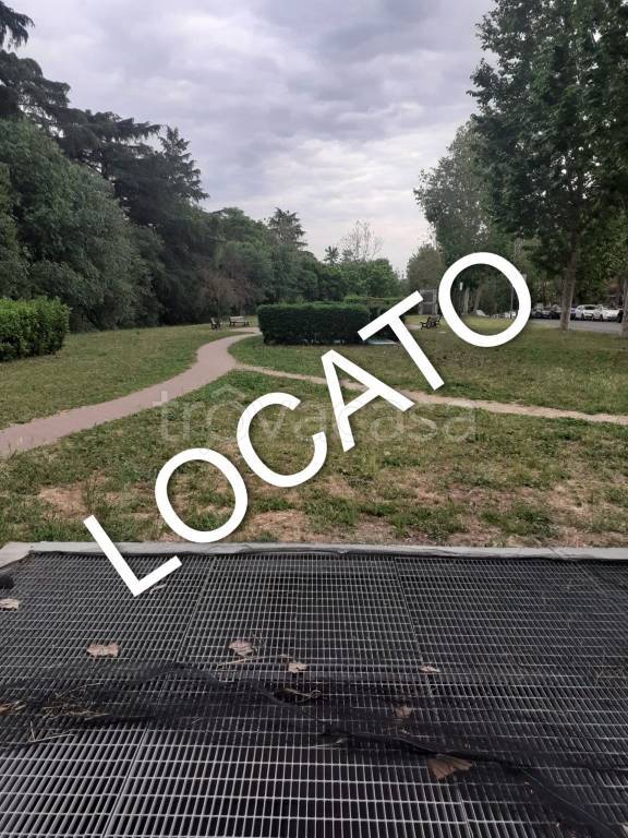 locale di sgombero in affitto a Roma in zona Monte Sacro/Talenti