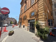 negozio in affitto a Roma in zona Centro Storico