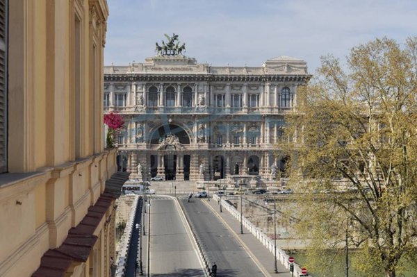 appartamento in affitto a Roma in zona Parione/Sant'Eustachio