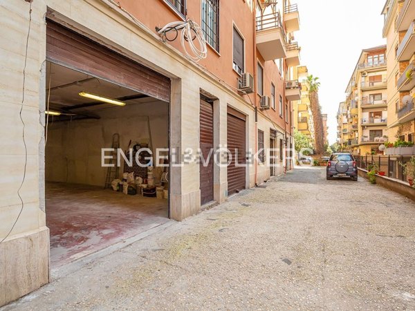 locale commerciale in affitto a Roma in zona Gianicolense