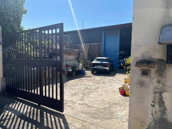 locale commerciale in affitto a Roma in zona Prenestino-Centocelle