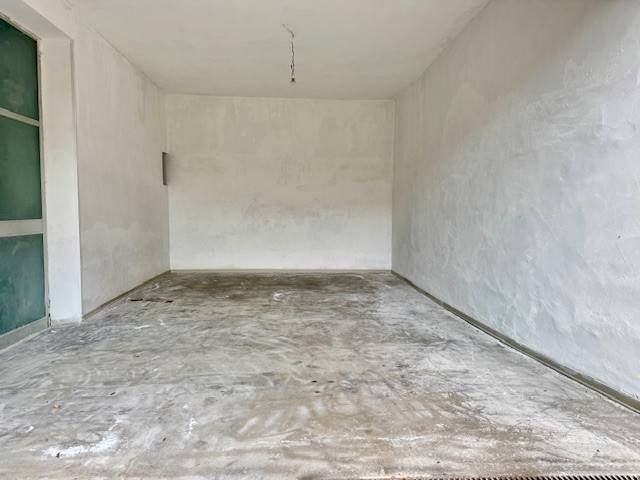 locale commerciale in affitto a Roma in zona Dragona/Bagnoletto