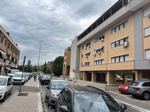 ufficio in affitto a Roma in zona Casal Monastero