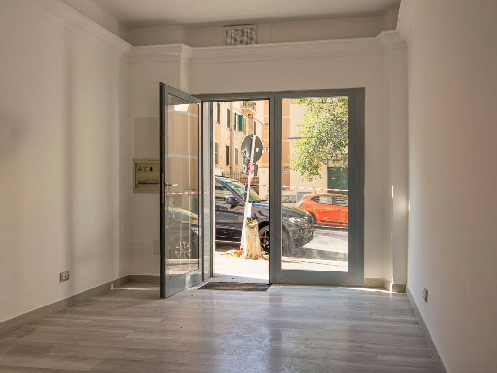 negozio in affitto a Roma in zona Prenestino-Centocelle